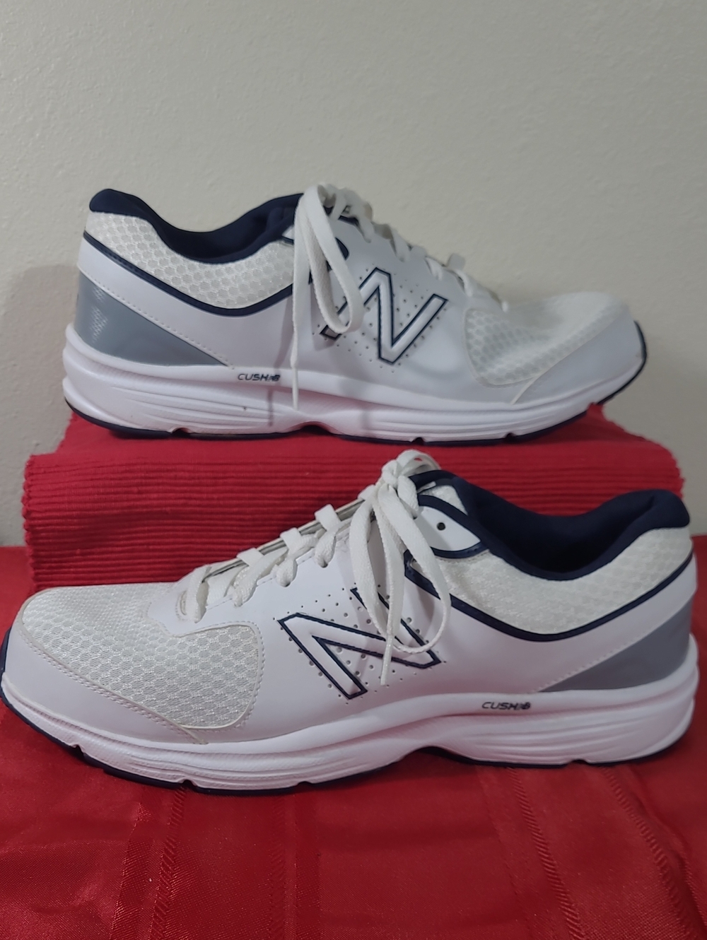 New Balance White & Navy Men's Athletic Running Shoes